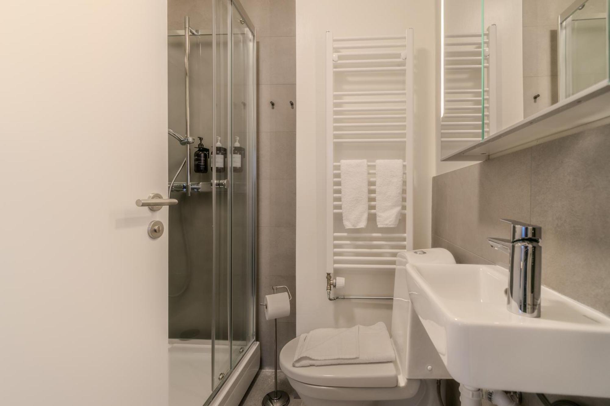Framnesvegur - Two Bedroom Central Apartment Reykjavik Ngoại thất bức ảnh